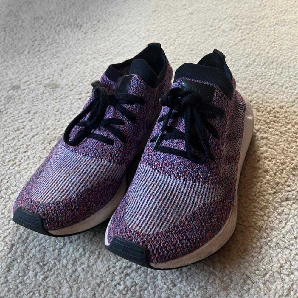 Adidas Sneakers